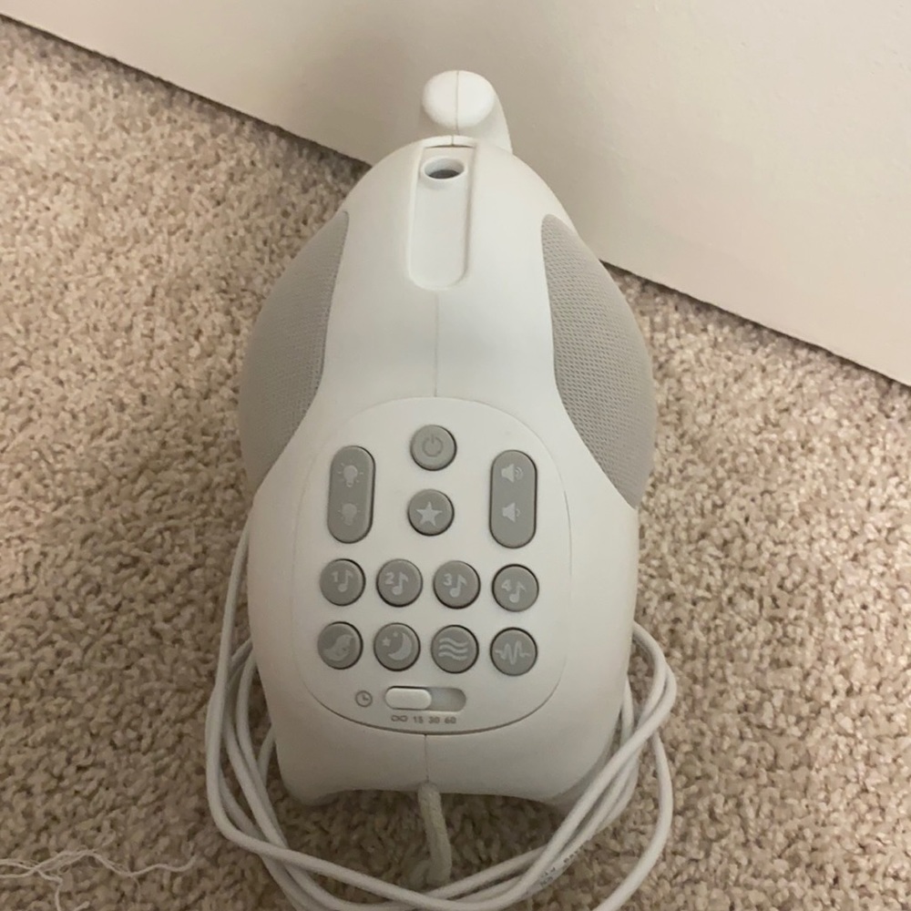 Skiphop Elephant sound machine